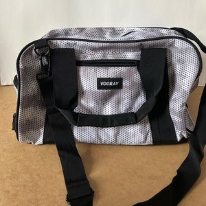 NWOT Vooray burner gym bag snow hex camo